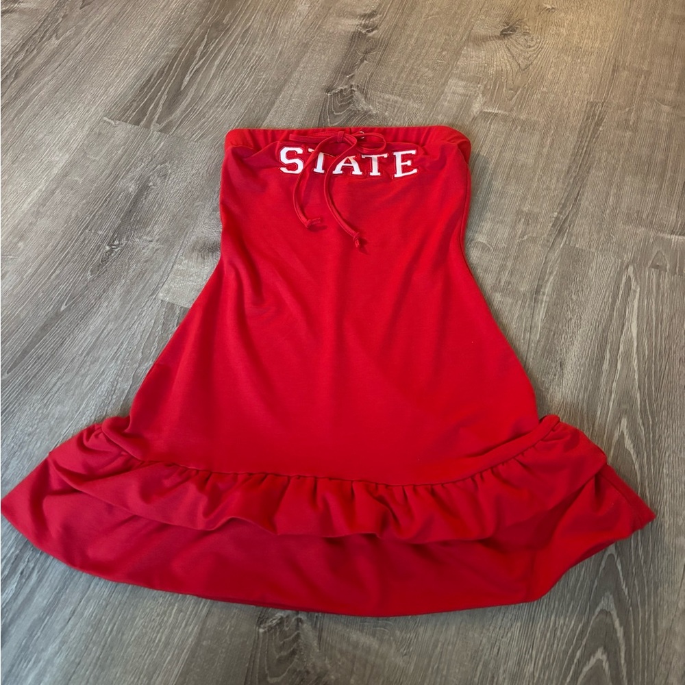Forever 21 Red Strapless Dress